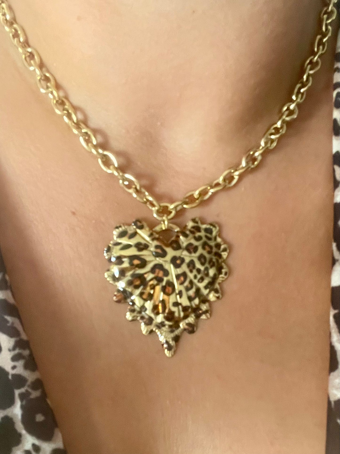 Collier Wild