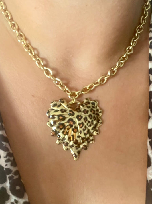 Collier Wild