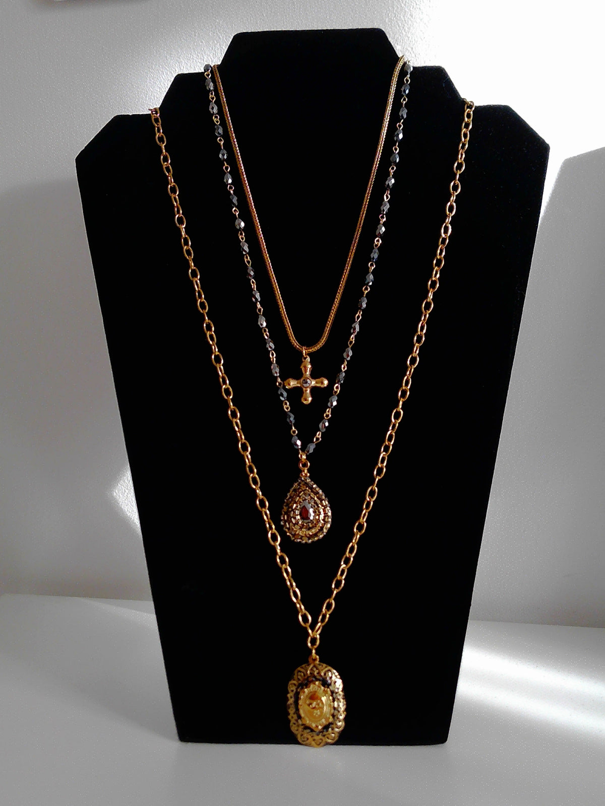 Collier Fury