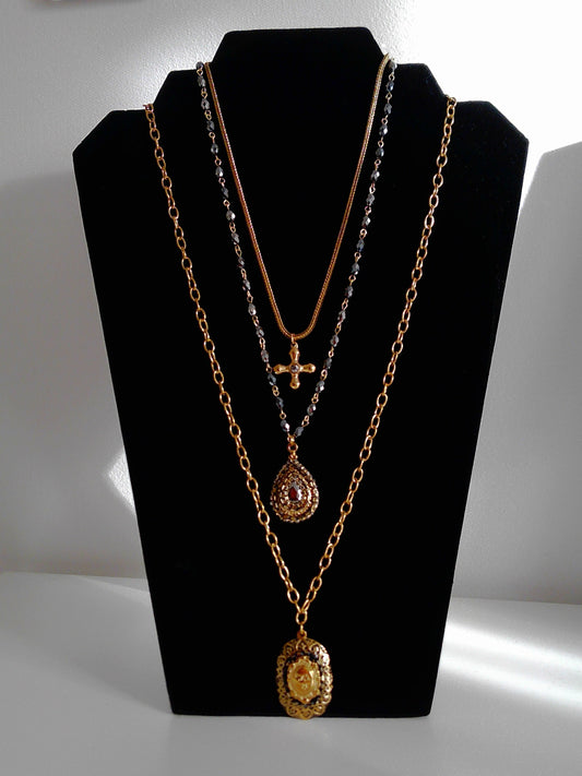 Collier Fury